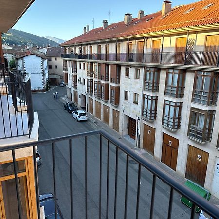 Apartamento Recien Reformado En Ezcaray Eksteriør billede